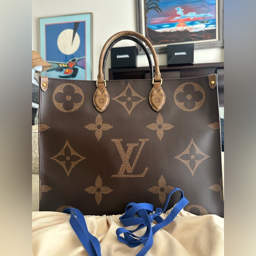 Louis Vuitton Monogram OnTheGo GM